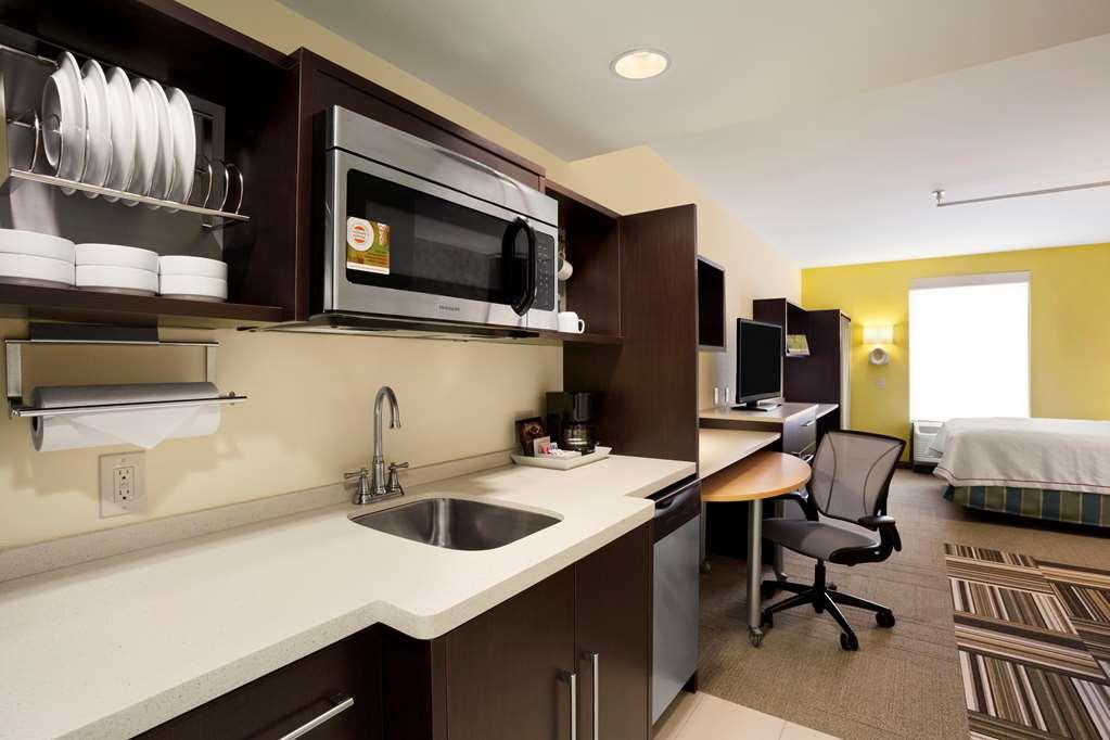 Home2 Suites By Hilton Greensboro Airport, Nc Oda fotoğraf